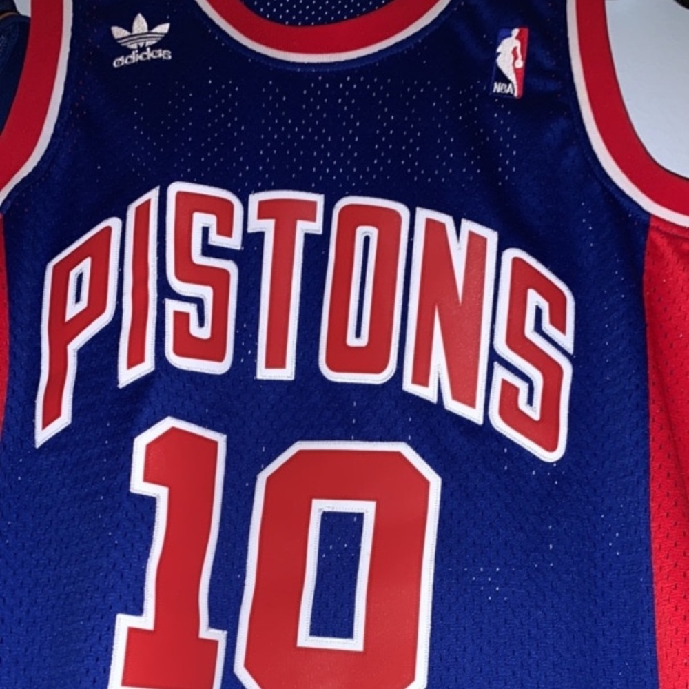 Rodman pistons jersey